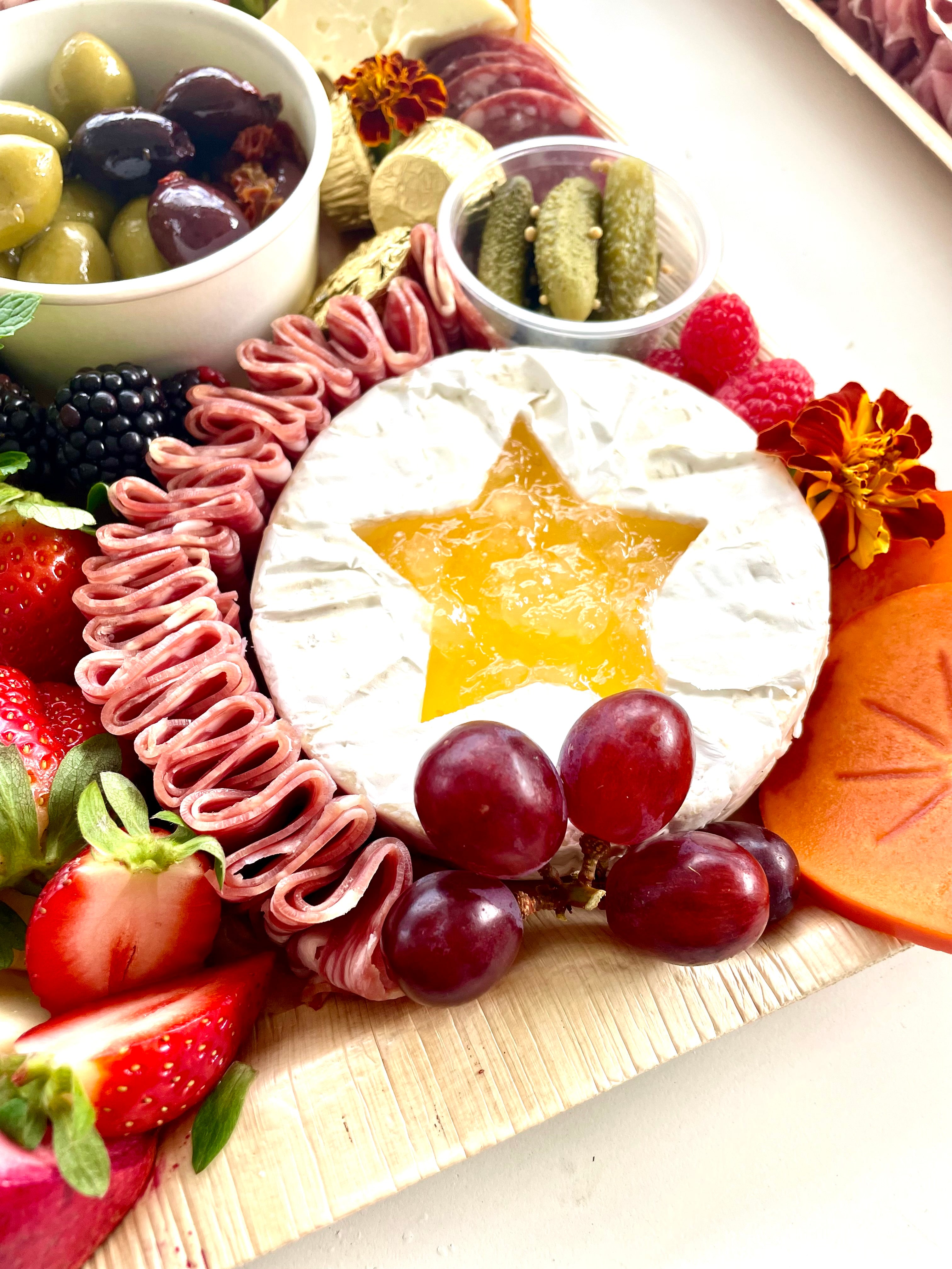 New Years Charcuterie (Medium)